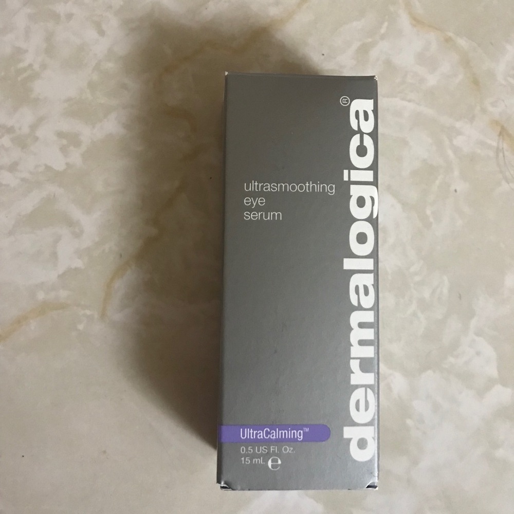 Ultrasmoothing eye serum.